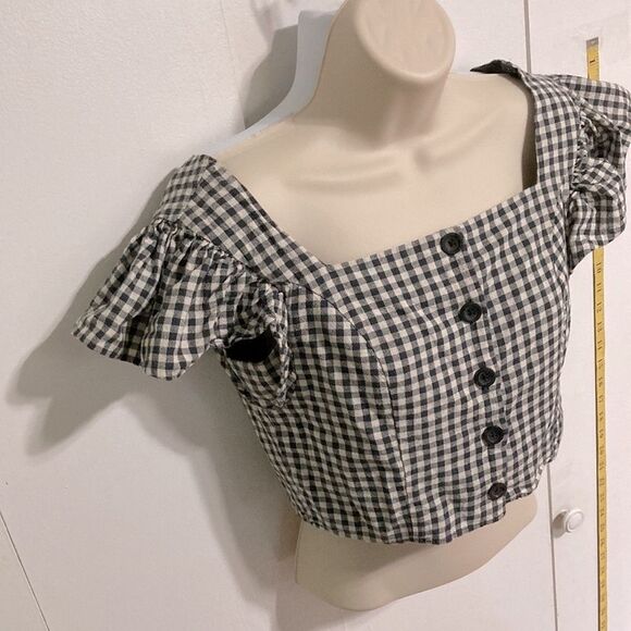 URBAN OUTFITTERS Rita Gingham Flutter Sleeve Button Cropped Top Womens Large - Picture 4 of 14